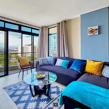 Central, Secure, Family Home With Pool And Gym! Cape Town Exterior photo